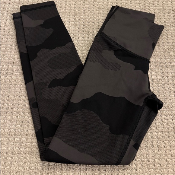 Aerie High Waisted Black Grey Camo Leggings Active Workout Womens Small - Picture 8 of 9